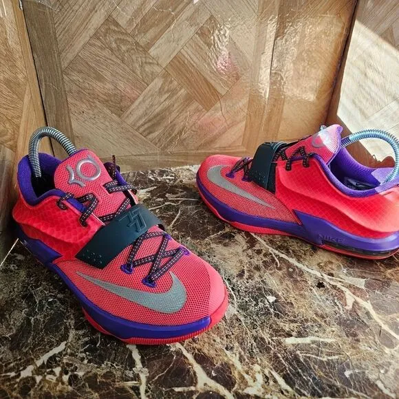 Nike GS KD  calm before the storm shoes size GS 5y women's size 6.5.      222