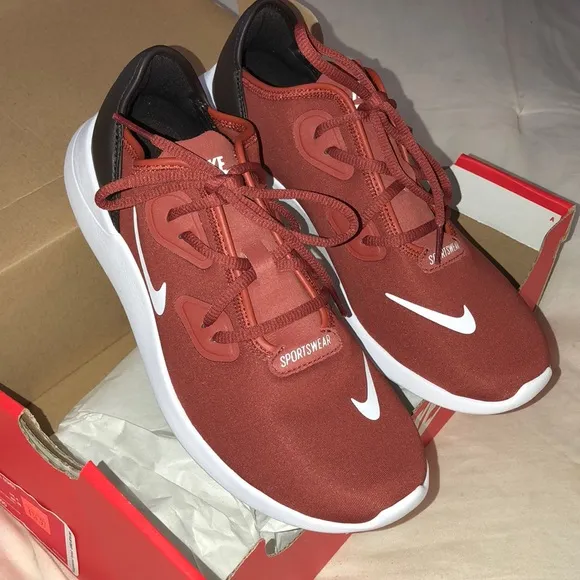 Nike Hakata