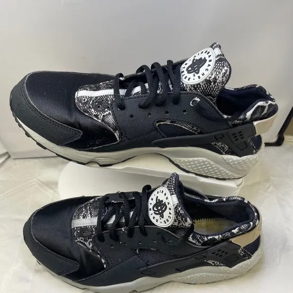 Nike Huarache Run Sneakers Black White Snake Print Shoes Size 10