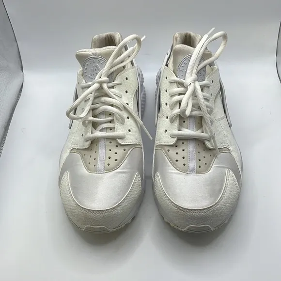 Nike Huarache Triple White Shoes Sneakers White Cream Womens Size 9