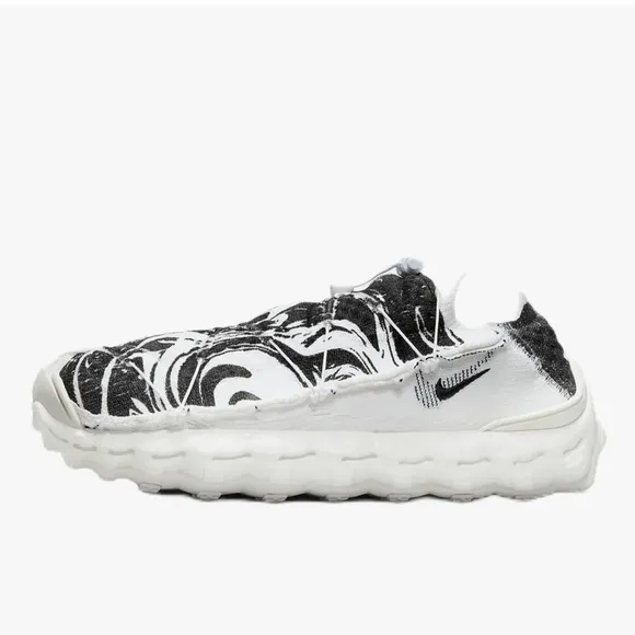 Nike ISPA Mindbody Shoes (White/Summit White/Black) Size 9