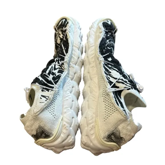 Nike ISPA Mindbody Shoes (White/Summit White/Black) Size 9
