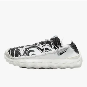 Nike ISPA Mindbody Shoes (White/Summit White/Black) Size 9