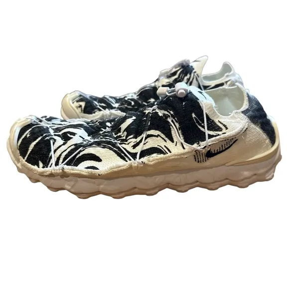 Nike ISPA Mindbody Shoes (White/Summit White/Black) Size 9