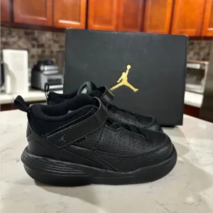 NIKE JORDAN MAX AURA 5 (TD) SNEAKERS TODDLER ALL BLACKHI-TOP SHOES