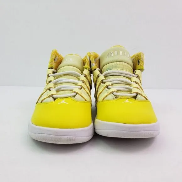 Nike Jordan Max Aura Toddler Size 9c Yellow White Mid Sneaker Shoes AQ9251-701