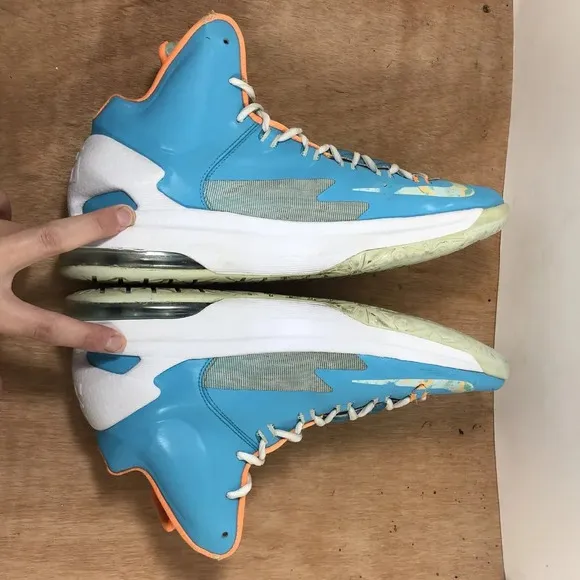 Nike KD 5 Easter Basketball Sneakers Blue Low Top Athletic 554988-402 Size 11