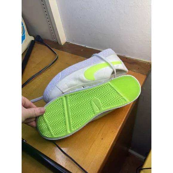 Nike Kids Blazer Low Pop Sneaker Shoes White Size 6.5
