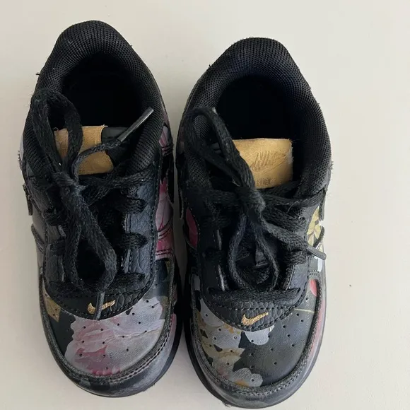 Nike Kids Force 1 LXX Sneakers Shoes Black Floral AV2856-001 Low Top Toddler 8