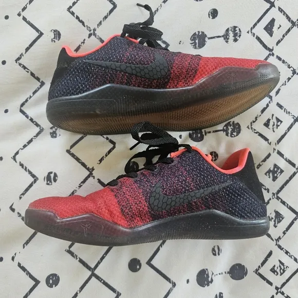Nike Kobe 11 Low &quot;Achilles Heel&quot; Basketball Sneakers, Size 4Y