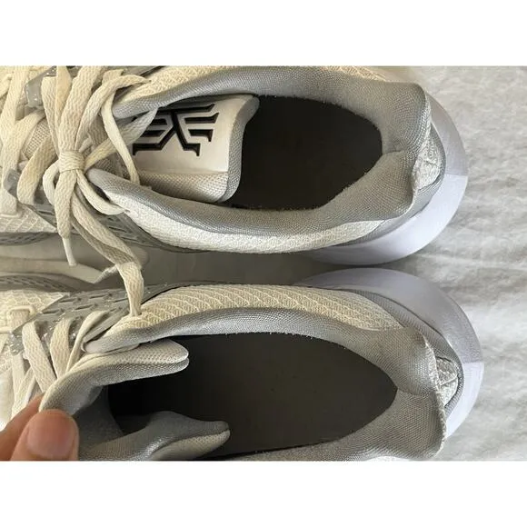 Nike Kyrie 2 Low TB White Gray Basketball Shoes Men’s Size 15 CN9827