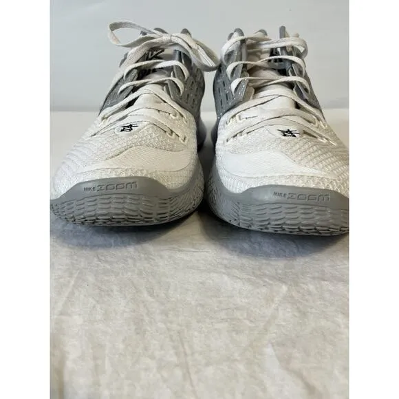 Nike Kyrie 2 Low TB White Gray Basketball Shoes Men’s Size 15 CN9827