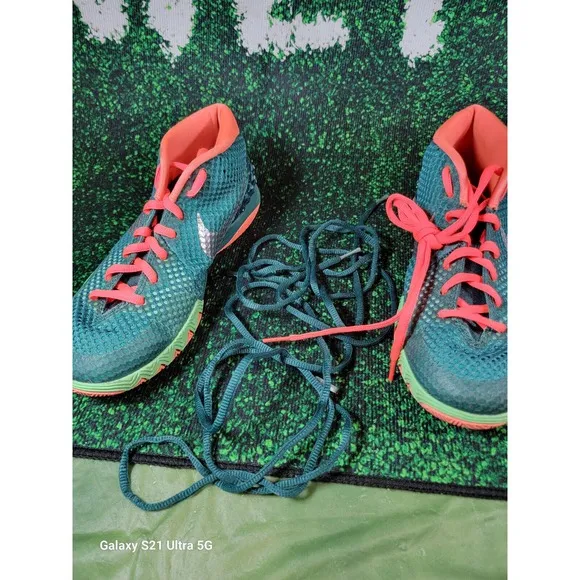 Nike Kyrie Irving 1 Venus FlyTrap Shoes - 6Y Youth Boys 3 Green 717219-313