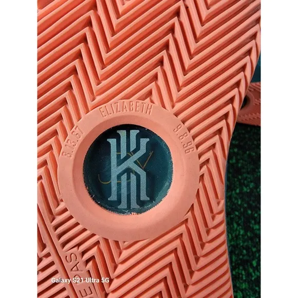 Nike Kyrie Irving 1 Venus FlyTrap Shoes - 6Y Youth Boys 3 Green 717219-313