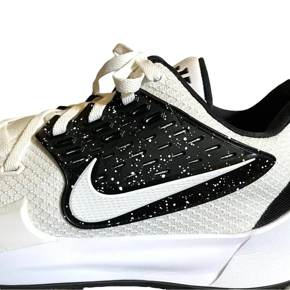 Nike Kyrie Low 2 TB 'White Black' CN9827-108 Men’s Size 16 Very Nice Condition