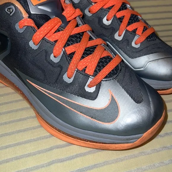 Nike LEBRON 11 Low GS 'Magnet Grey' Shoes Size 5.5 Youth Woman's 7.5