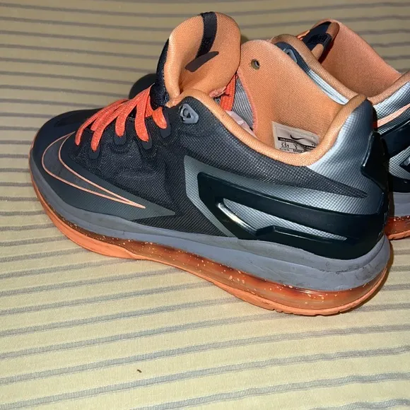 Nike LEBRON 11 Low GS 'Magnet Grey' Shoes Size 5.5 Youth Woman's 7.5