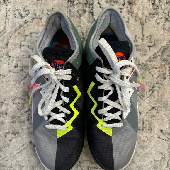 Nike Lebron 18 Low Boys Basketball Shoes