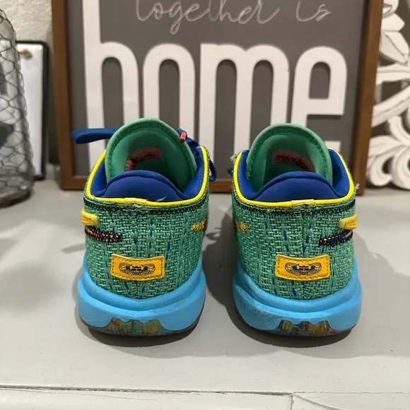 Nike LeBron 20 Low Kaleidoscope - DV3021-300‎