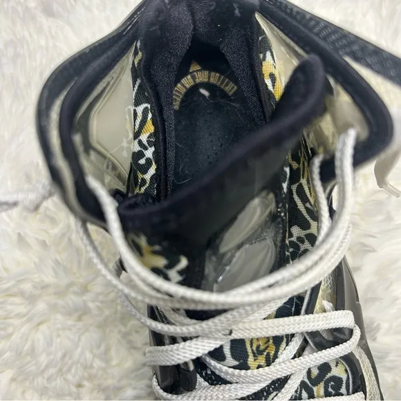 Nike Lebron high top 19s!! Size 11 - no box - BASKETBALL SHOES