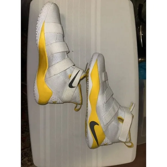 Nike LeBron Soldier 11 TB White University Gold color way RARE size 18 EUC bball