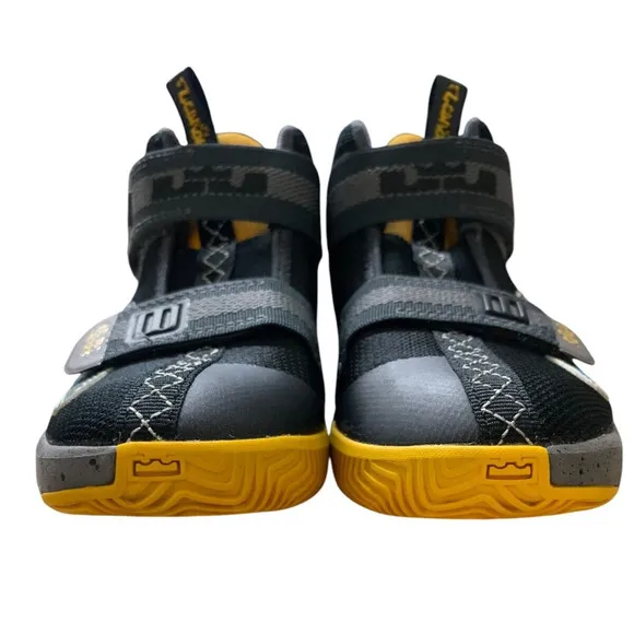 Nike LeBron Soldier 13 (GS) Black Gunsmoke University Gold AR7585-070 Sz 12.5 C