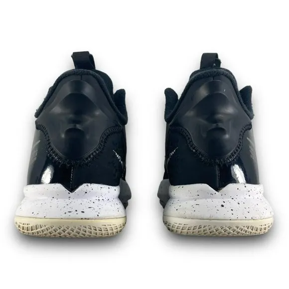 Nike LeBron Witness 5 Sneakers CT4629 001 Athletic Shoes Black Youth 6 Women 7.5