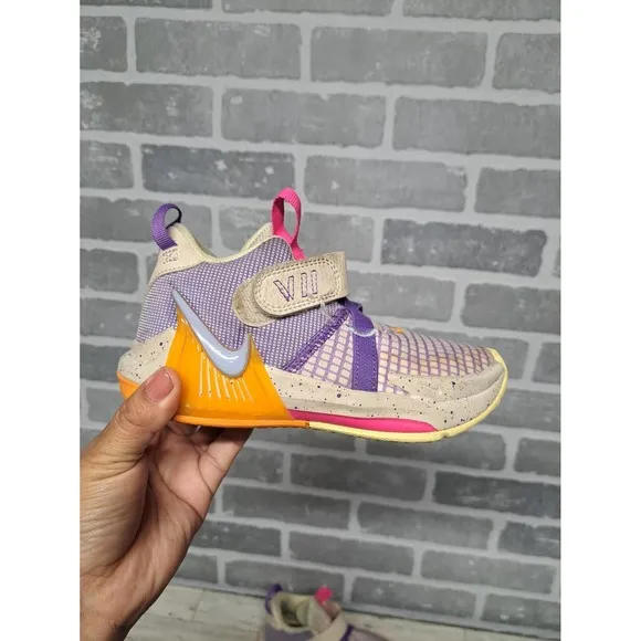 Nike LeBron Witness 7 GS Action Grape/Orange Shoes DQ8647-101 Youth Size 12C