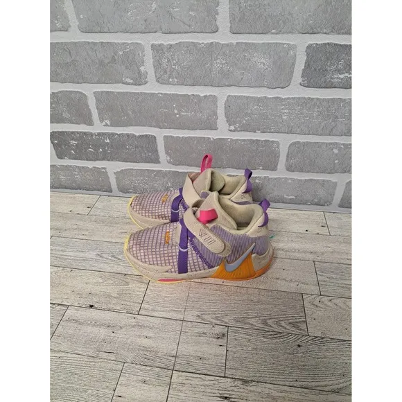 Nike LeBron Witness 7 GS Action Grape/Orange Shoes DQ8647-101 Youth Size 12C