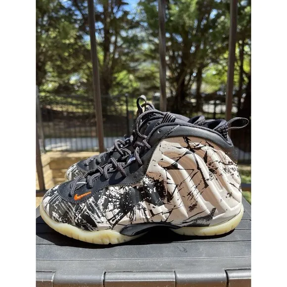 Nike Little Posite One GS “Shattered Backboard” Size 2.5Y 723946-011