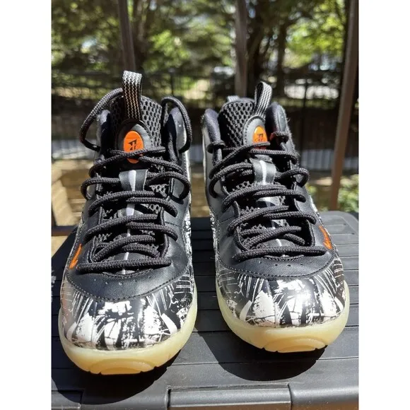 Nike Little Posite One GS “Shattered Backboard” Size 2.5Y 723946-011