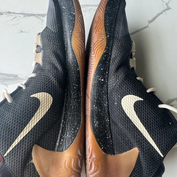 Nike Men 15 High Top Athletic Sneakers