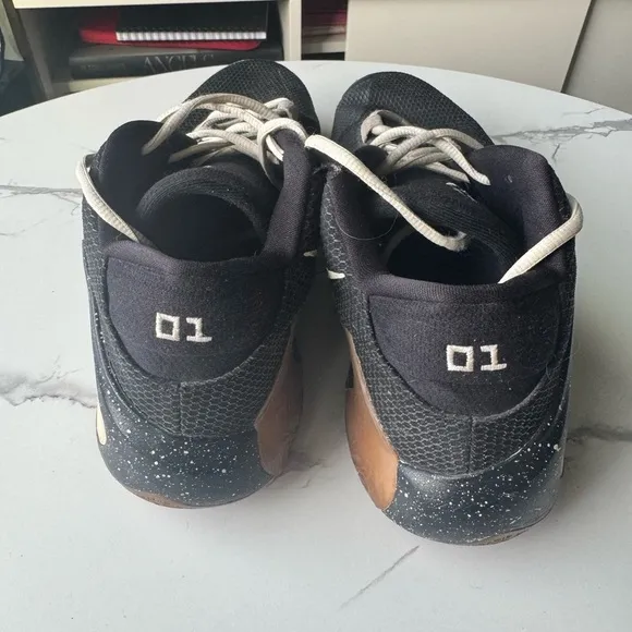 Nike Men 15 High Top Athletic Sneakers