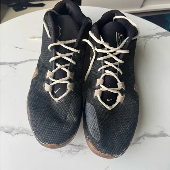 Nike Men 15 High Top Athletic Sneakers