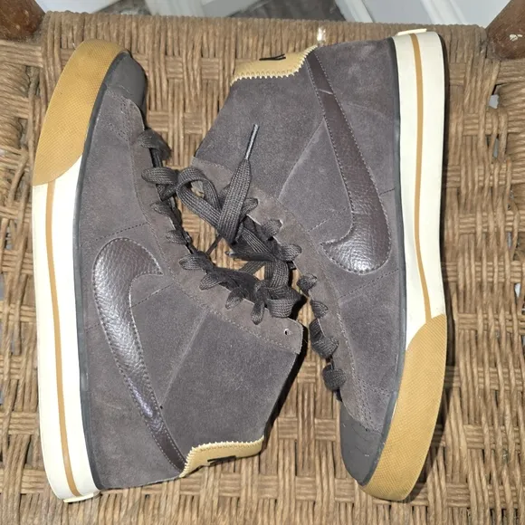 Nike Men's brown High-Top Sneakers sweet‎ classic minimal wear 8.5