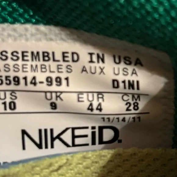 Nike Men's Green and Black Lunarfly 1.5 Shoes