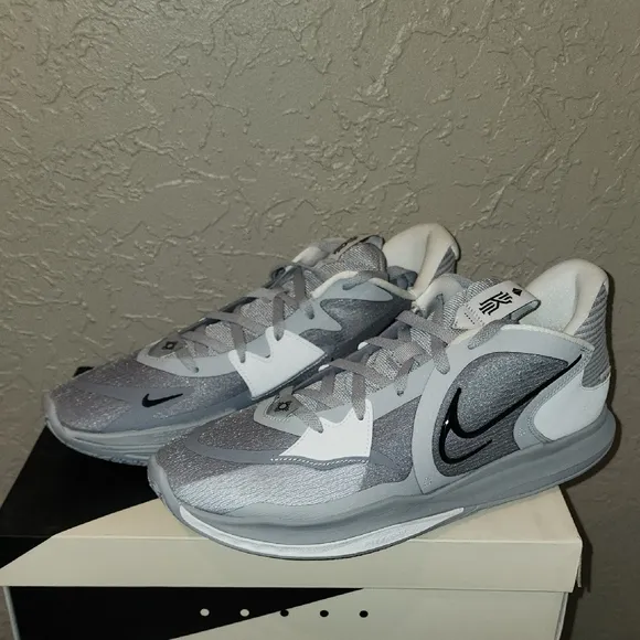 Nike Men's Kyrie Low 5TB PROMO