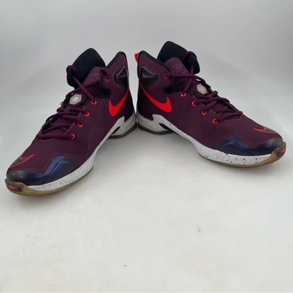 Nike Men’s LeBron James XIII 13 GS Written in the Stars Sneakers 808709-500 - 7Y