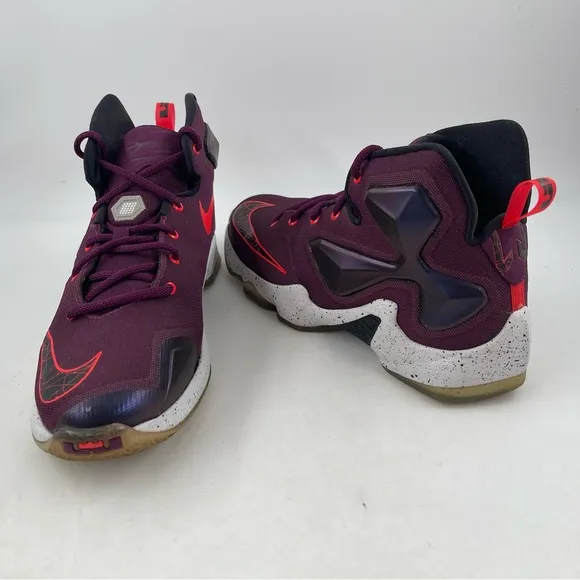 Nike Men’s LeBron James XIII 13 GS Written in the Stars Sneakers 808709-500 - 7Y