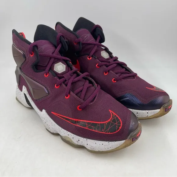 Nike Men’s LeBron James XIII 13 GS Written in the Stars Sneakers 808709-500 - 7Y