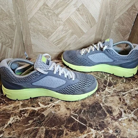 Nike men's Lunarfly 2 running shoes gray size men 8 women 10.   142