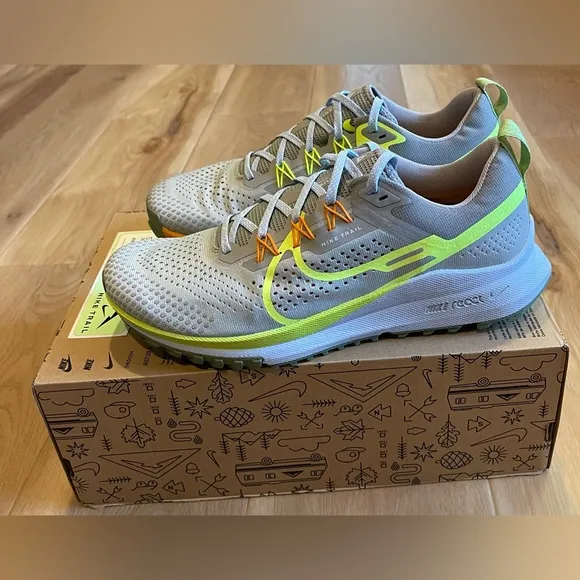 Nike Men’s Pegasus Trail 4 - DJ6158-002 - Size 10.5 - New Open Box