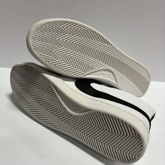 Nike Men’s Royale 2 Mid Top Sneakers White, Size 10 M