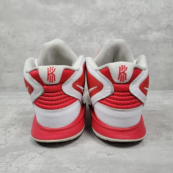 Nike Mens Size 11.5 Low Top Basketball Shoes Kyrie Infinity TB University Red