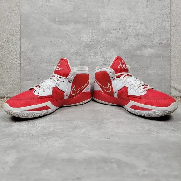 Nike Mens Size 11.5 Low Top Basketball Shoes Kyrie Infinity TB University Red