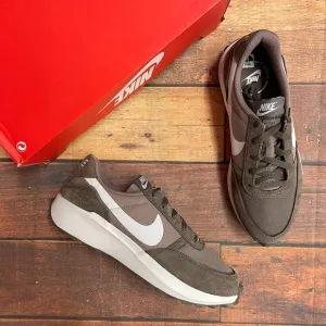 Nike Men's Waffle Nav &quot;Mink Brown&quot; Running Shoes