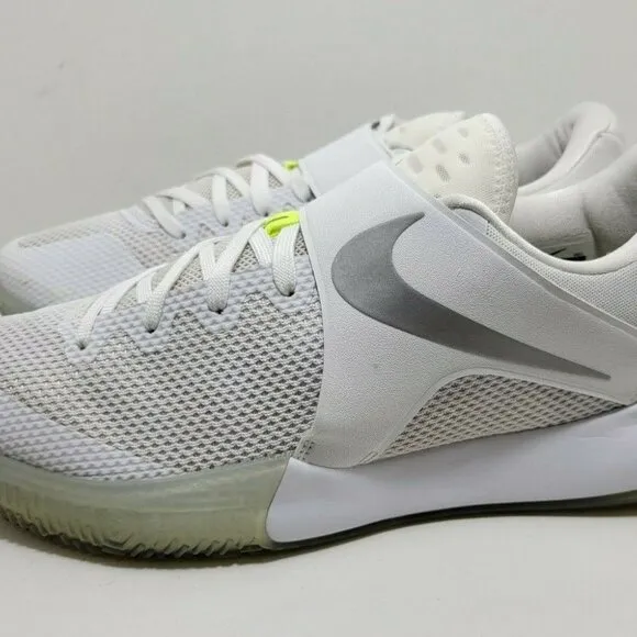 Nike Mens Zoom Live 852421-117 Low Top White Athletic Sneaker Shoes Size 11