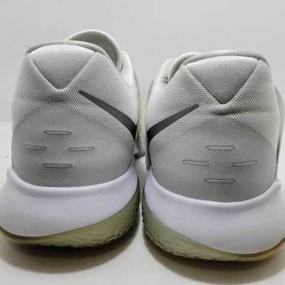 Nike Mens Zoom Live 852421-117 Low Top White Athletic Sneaker Shoes Size 11
