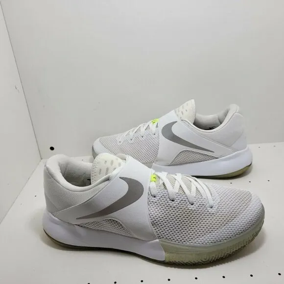 Nike Mens Zoom Live 852421-117 Low Top White Athletic Sneaker Shoes Size 11