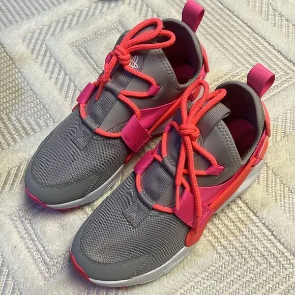 NIKE - Nike Air Huarache City Low